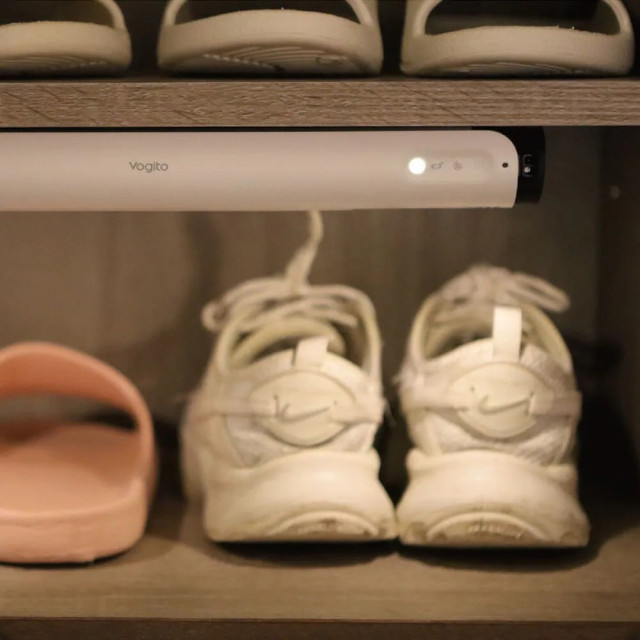 好日照 PuréWiser⁺™智能櫥櫃殺菌燈